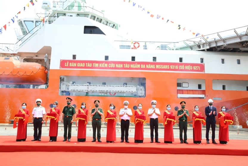 Hải quân Việt Nam tiếp nhận Tàu đa năng MSSARS 9316